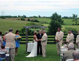 Moonlight Fields Wedding Farm is a  World Class Wedding Venues Gold Member