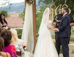 Wedgewood Palm Valley is a  World Class Wedding Venues Gold Member