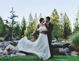Talus Rock Retreat is a  World Class Wedding Venues Gold Member