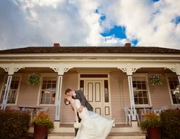 Jacob Smith House is a  World Class Wedding Venues Gold Member