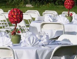 Pikes Waterfront Lodge is a  World Class Wedding Venues Gold Member