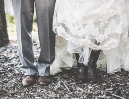 Spruce Lodge At Glacier Camp is a  World Class Wedding Venues Gold Member