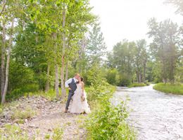 Quaking Aspen Ranch is a  World Class Wedding Venues Gold Member