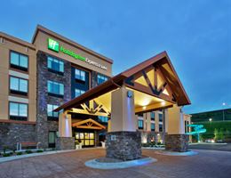 Holiday Inn Great Falls is a  World Class Wedding Venues Gold Member