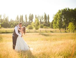 Sky Ridge Ranch is a  World Class Wedding Venues Gold Member
