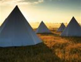 Yellowstone Under Canvas is a  World Class Wedding Venues Gold Member