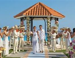 Dreams Los Cabos Suites Golf Resort and Spa is a  World Class Wedding Venues Gold Member