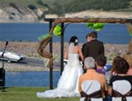 Cedar Shore Resort is a  World Class Wedding Venues Gold Member