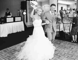 A View In Fontenelle Hills is a  World Class Wedding Venues Gold Member