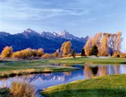 Jackson Lake Lodge is a  World Class Wedding Venues Gold Member