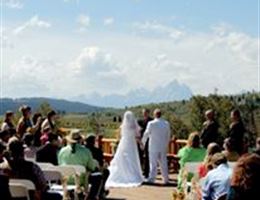 Heart 6 Guest Ranch is a  World Class Wedding Venues Gold Member