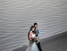 The Lake Club And Southshore At Lake Las Vegas is a  World Class Wedding Venues Gold Member