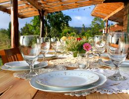 Sunshower Farms is a  World Class Wedding Venues Gold Member