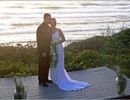 Stone Crest Cellars is a  World Class Wedding Venues Gold Member