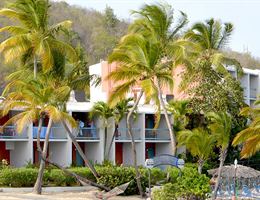 Bolongo Bay Beach Resort is a  World Class Wedding Venues Gold Member