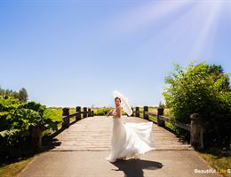 Swaneset Bay Resort and Country Club is a  World Class Wedding Venues Gold Member