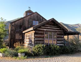 Figueroa Mountain Farmhouse is a  World Class Wedding Venues Gold Member