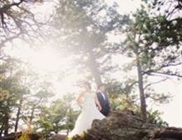 Boettcher Mansion is a  World Class Wedding Venues Gold Member