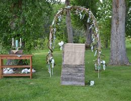 Kleffner Ranch is a  World Class Wedding Venues Gold Member