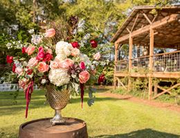 Cedar Grove Acres is a  World Class Wedding Venues Gold Member