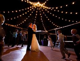 Arrowhead Pine Rose Cabins is a  World Class Wedding Venues Gold Member