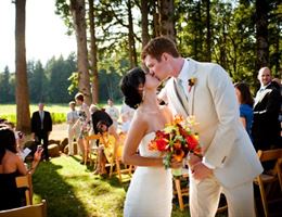 Vista Hills Vineyard is a  World Class Wedding Venues Gold Member