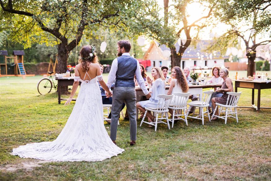 10 Tips for a Beautiful At-Home Wedding